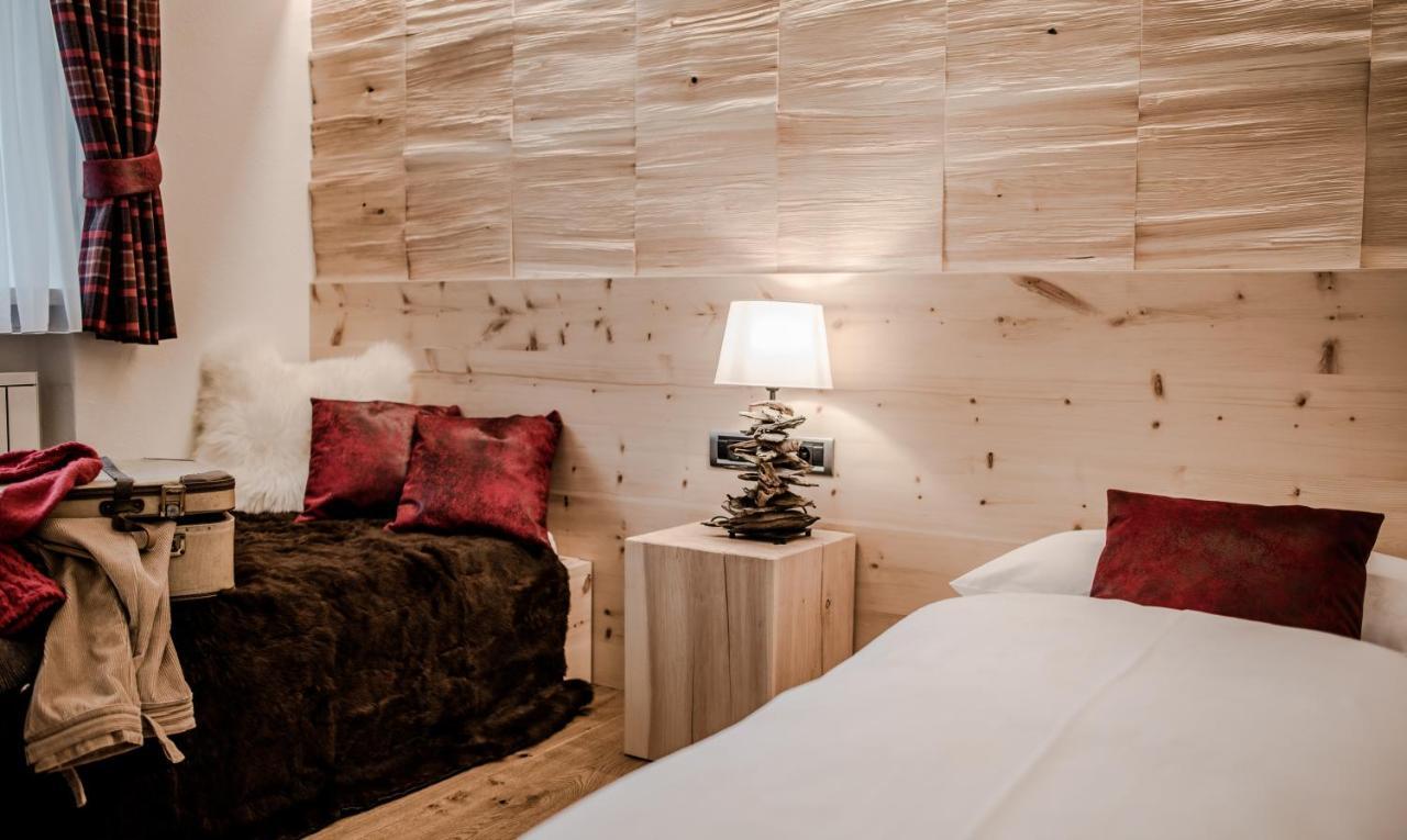 Garni Residence Soraiser Selva di Val Gardena Esterno foto
