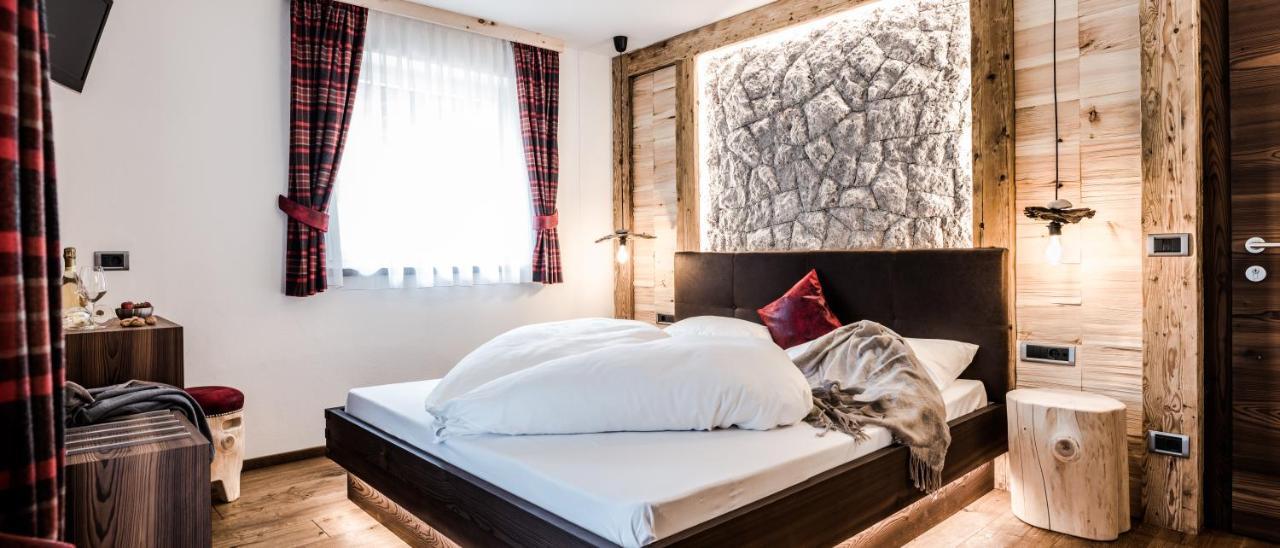 Garni Residence Soraiser Selva di Val Gardena Esterno foto